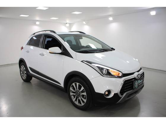 HYUNDAI HB20X 1.6 16V STYLE FLEX 4P AUTOMÁTICO HYUNDAI HB20X 1.6 16V STYLE FLEX 4P AUTOMÁTICO